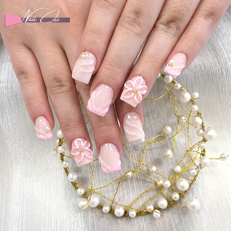 Nail Citi — Nail salon in Lawrence